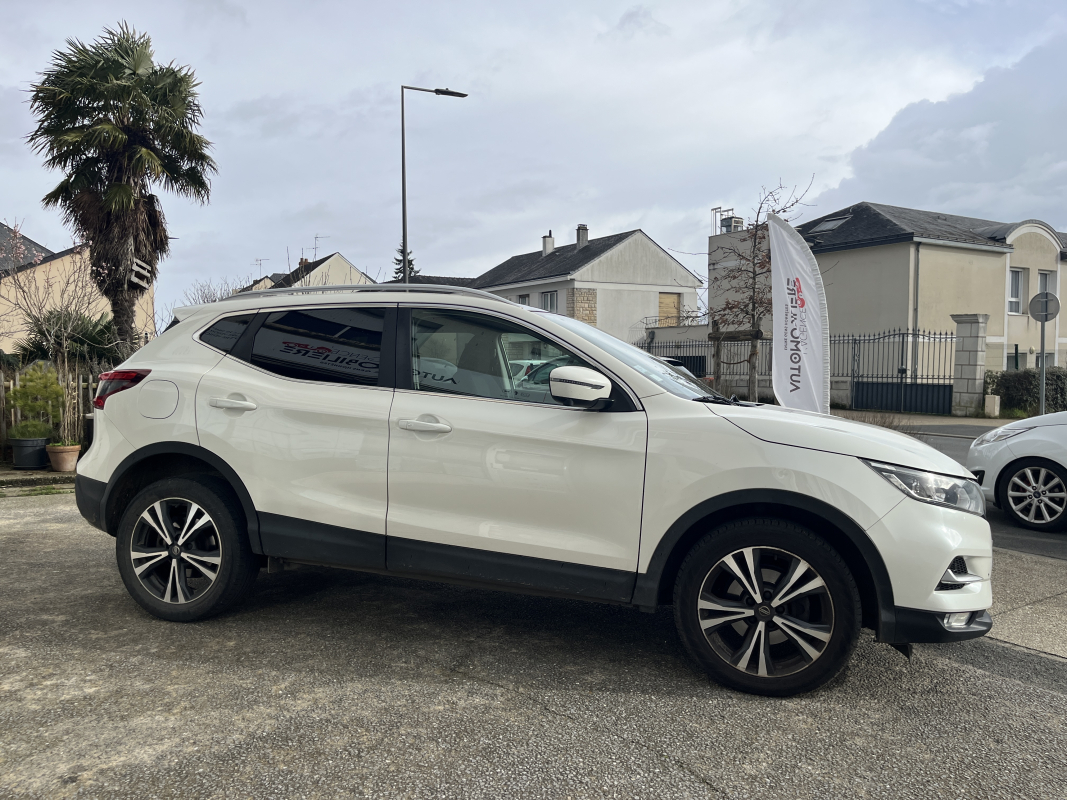 Nissan Qashqai — 8