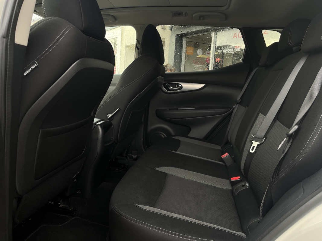 Nissan Qashqai — 14