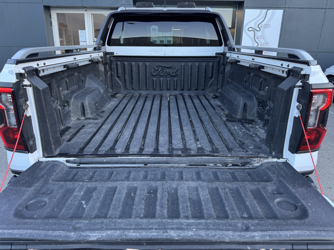 Ford Ranger — 24