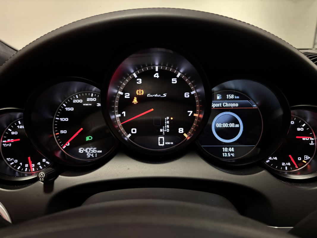 Porsche Cayenne — 22