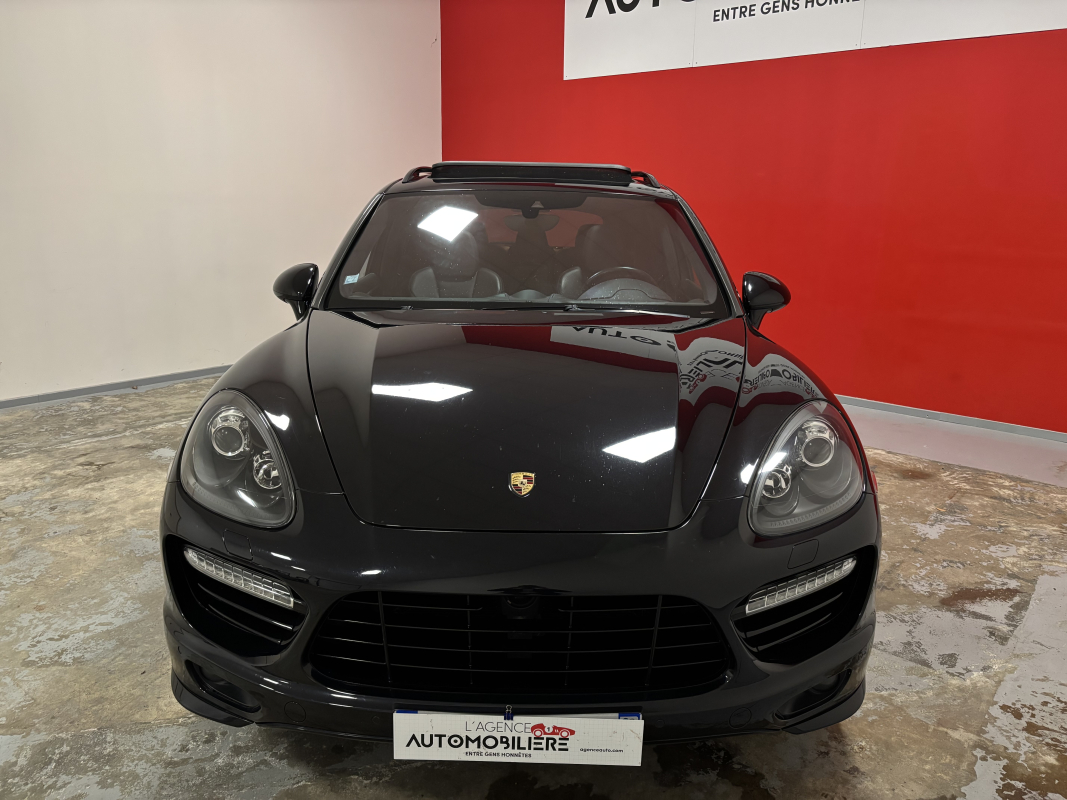 Porsche Cayenne — 2