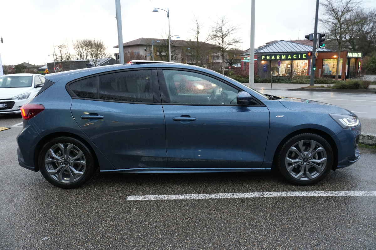 Ford Focus — 5