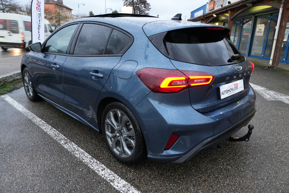 Ford Focus — 8