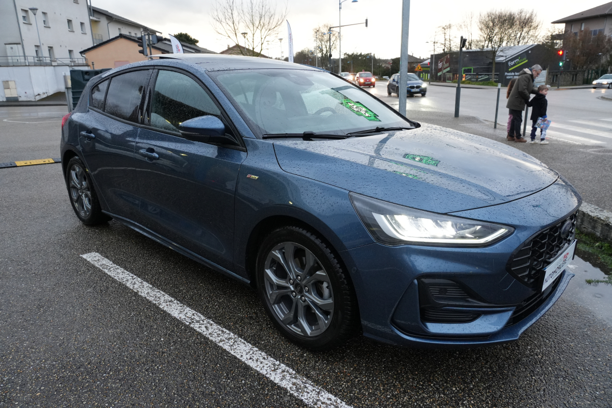 Ford Focus — 4