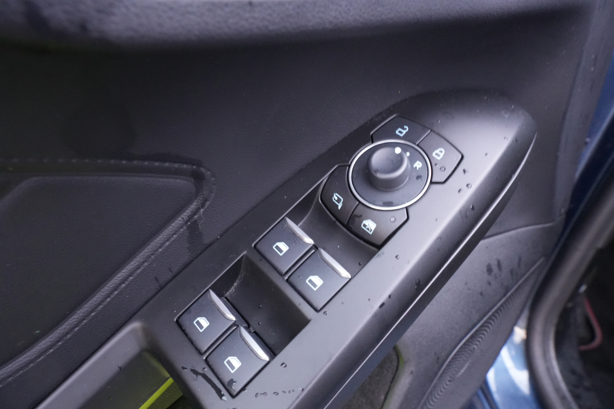 Ford Focus — 23