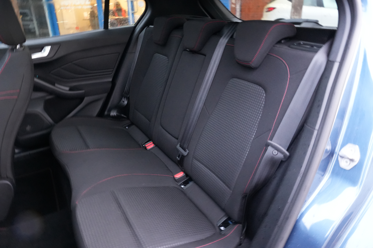 Ford Focus — 18