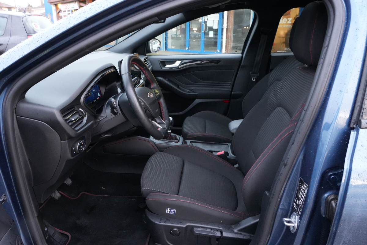 Ford Focus — 35