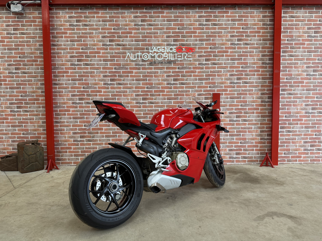Ducati Panigale — 3