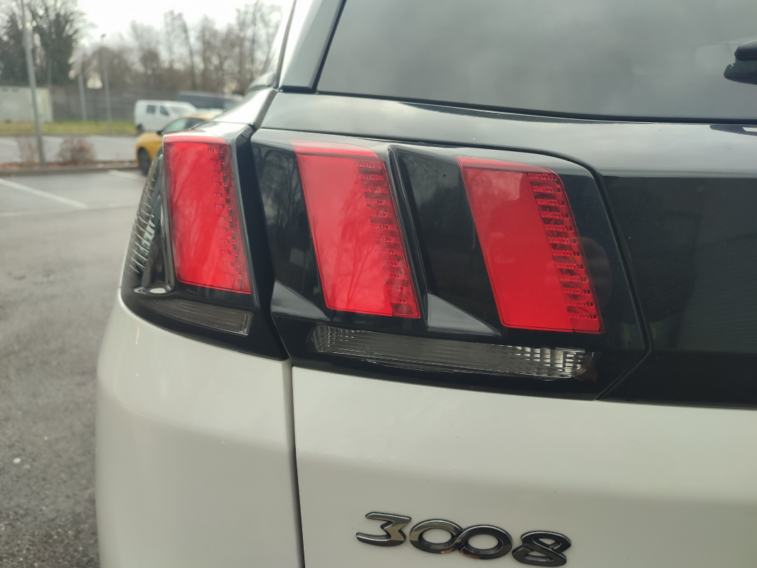 Peugeot 3008 — 25