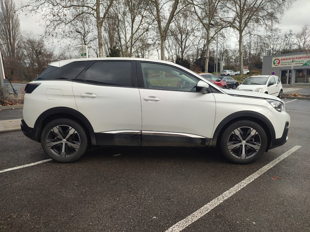 Peugeot 3008 — 6