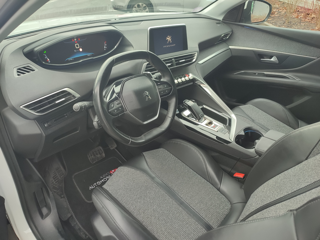 Peugeot 3008 — 10