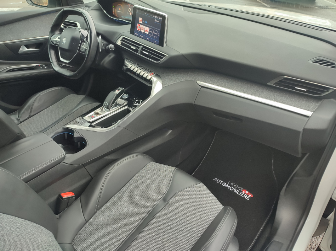Peugeot 3008 — 14