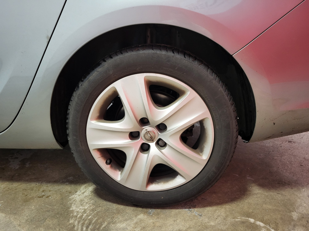 Opel Astra Sports Tourer — 29