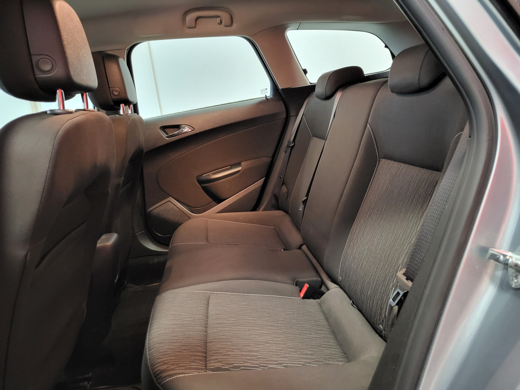 Opel Astra Sports Tourer — 9