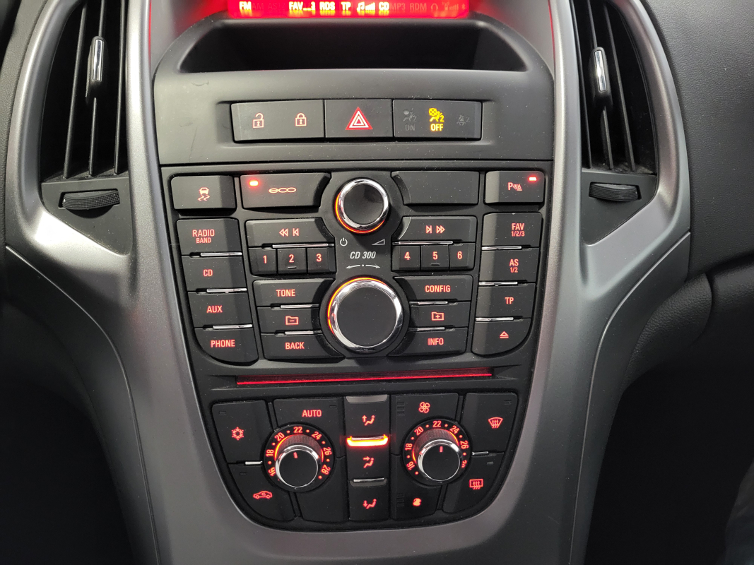 Opel Astra Sports Tourer — 23