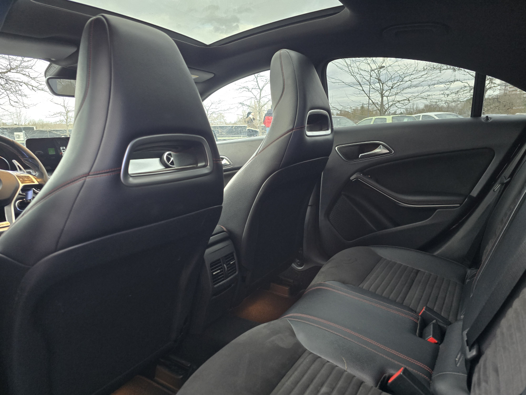 Mercedes Classe CLA — 18