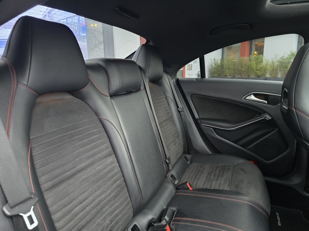Mercedes Classe CLA — 17