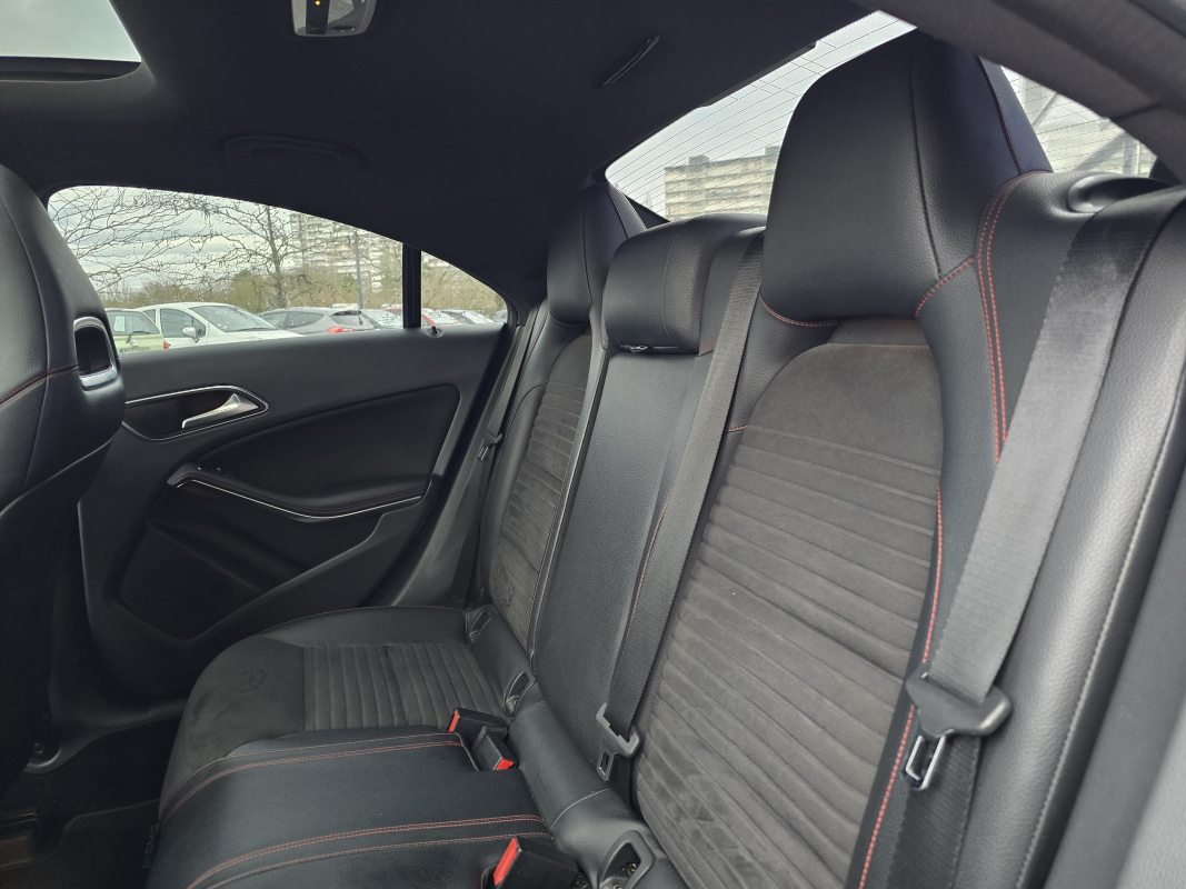 Mercedes Classe CLA — 19