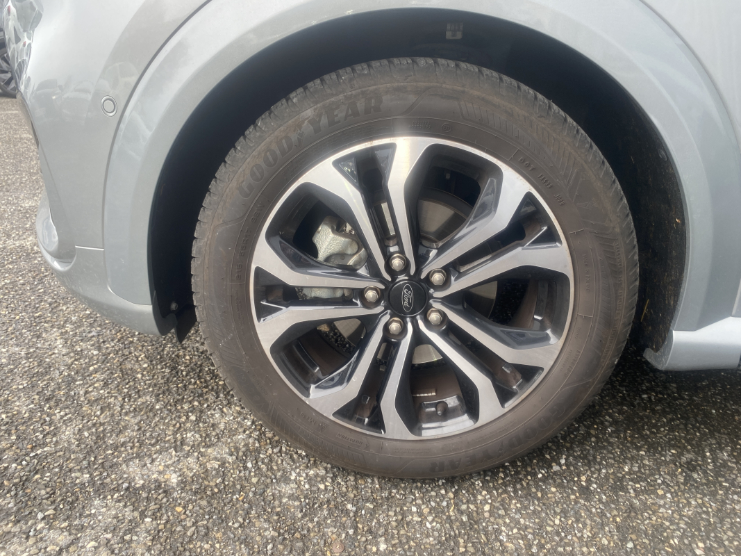Ford Puma — 28