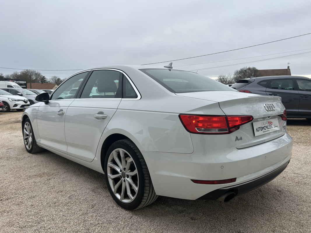 Audi A4 — 6