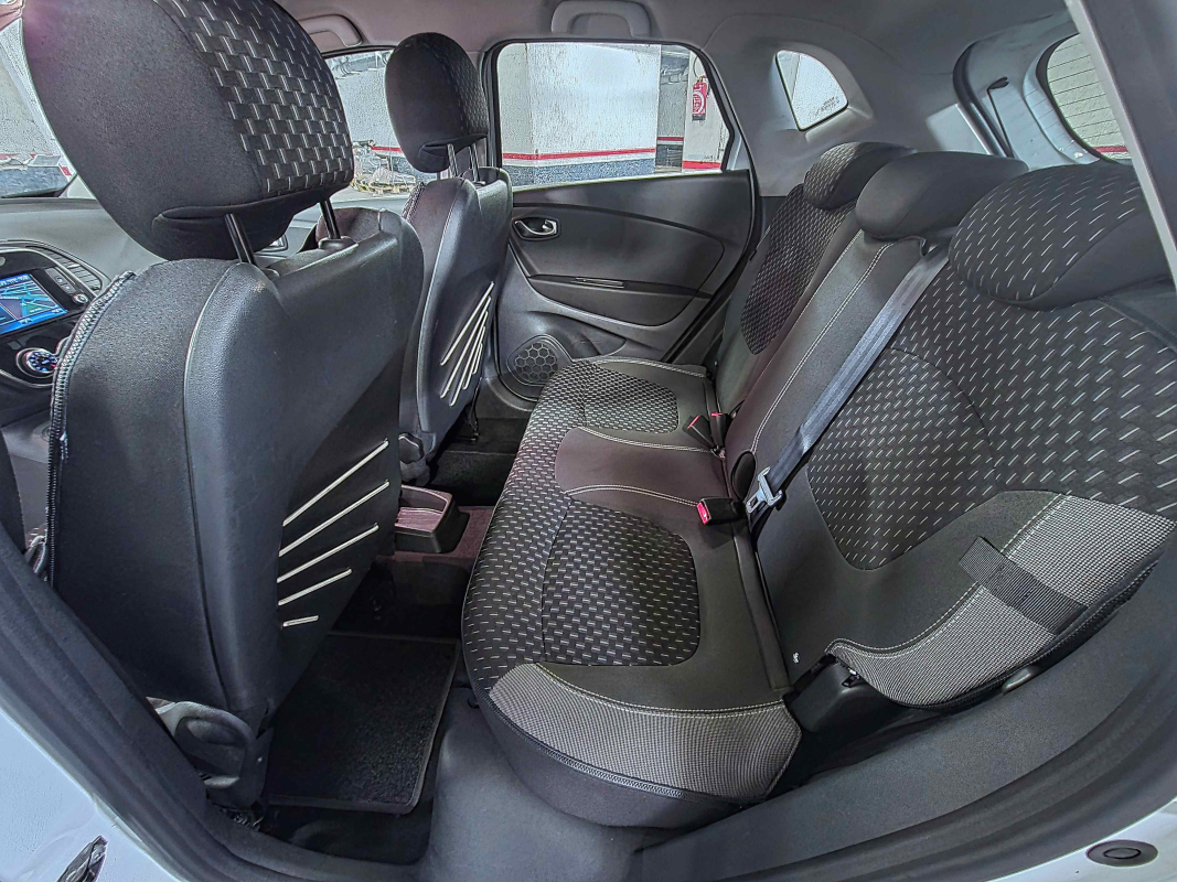 Renault Captur — 21