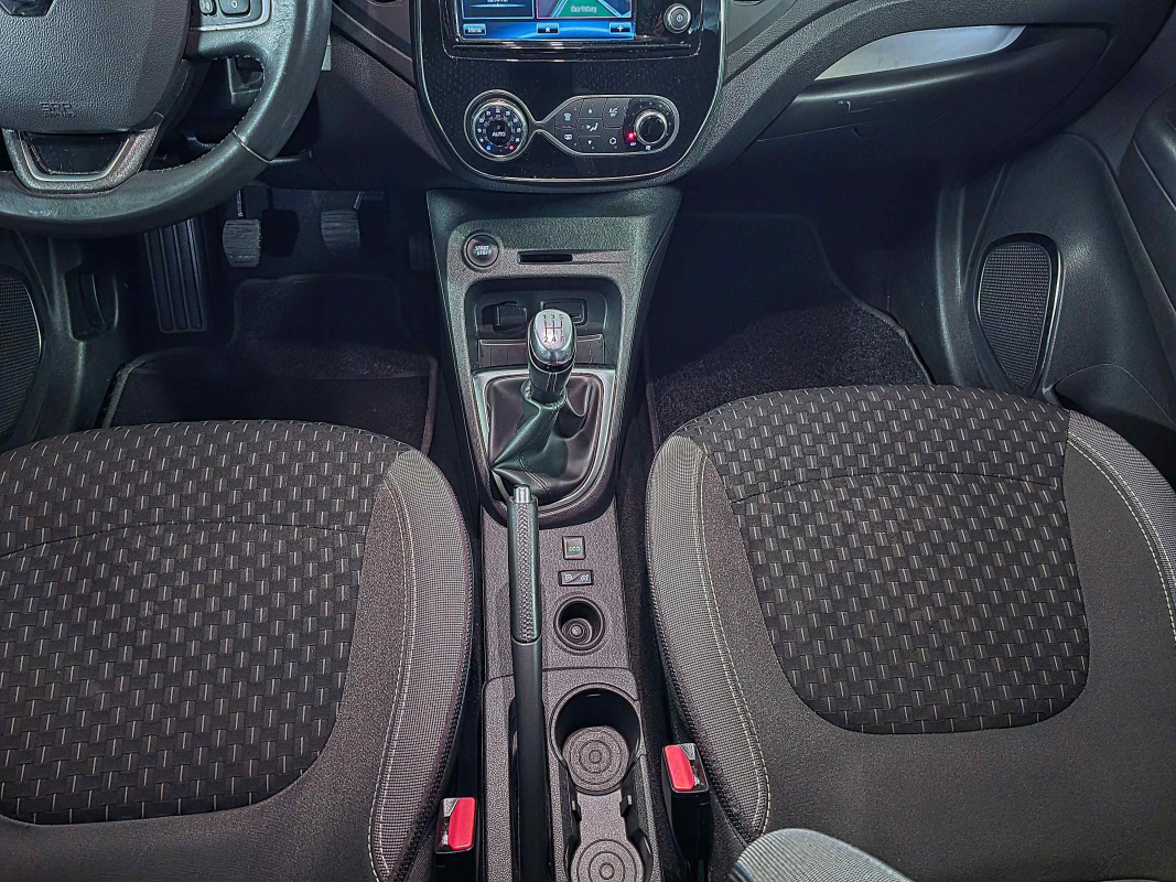 Renault Captur — 17