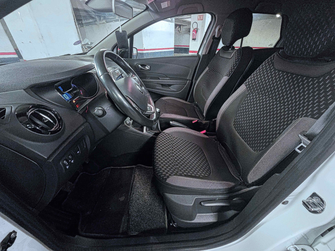 Renault Captur — 14