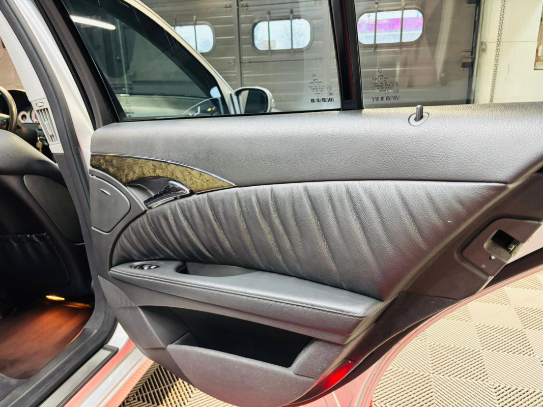 Mercedes Classe E — 21