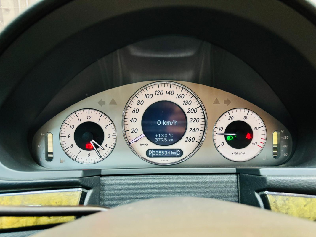Mercedes Classe E — 16
