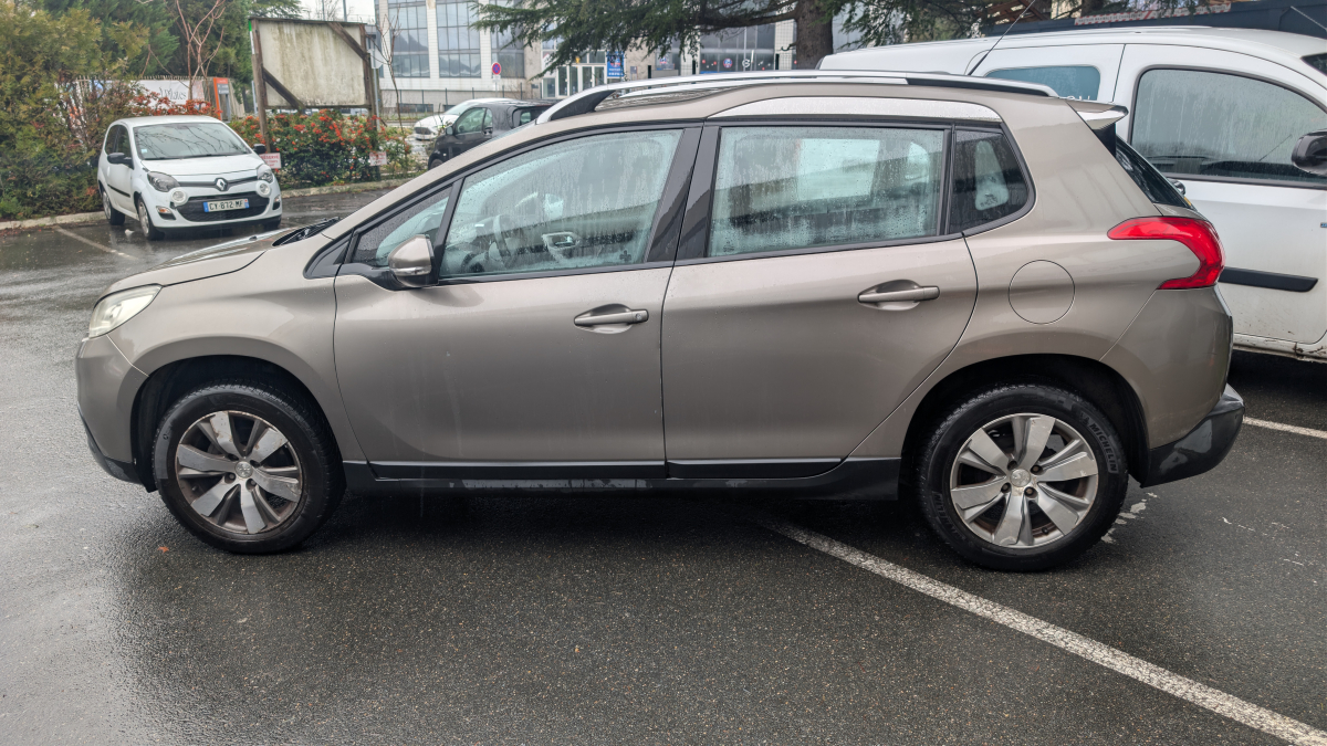 Peugeot 2008 — 4