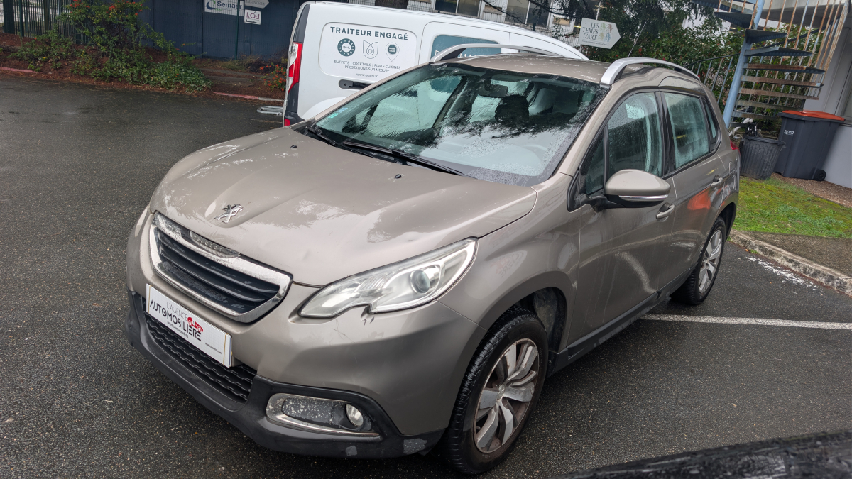 Peugeot 2008 — 3