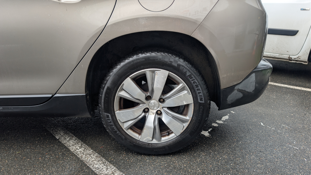Peugeot 2008 — 23
