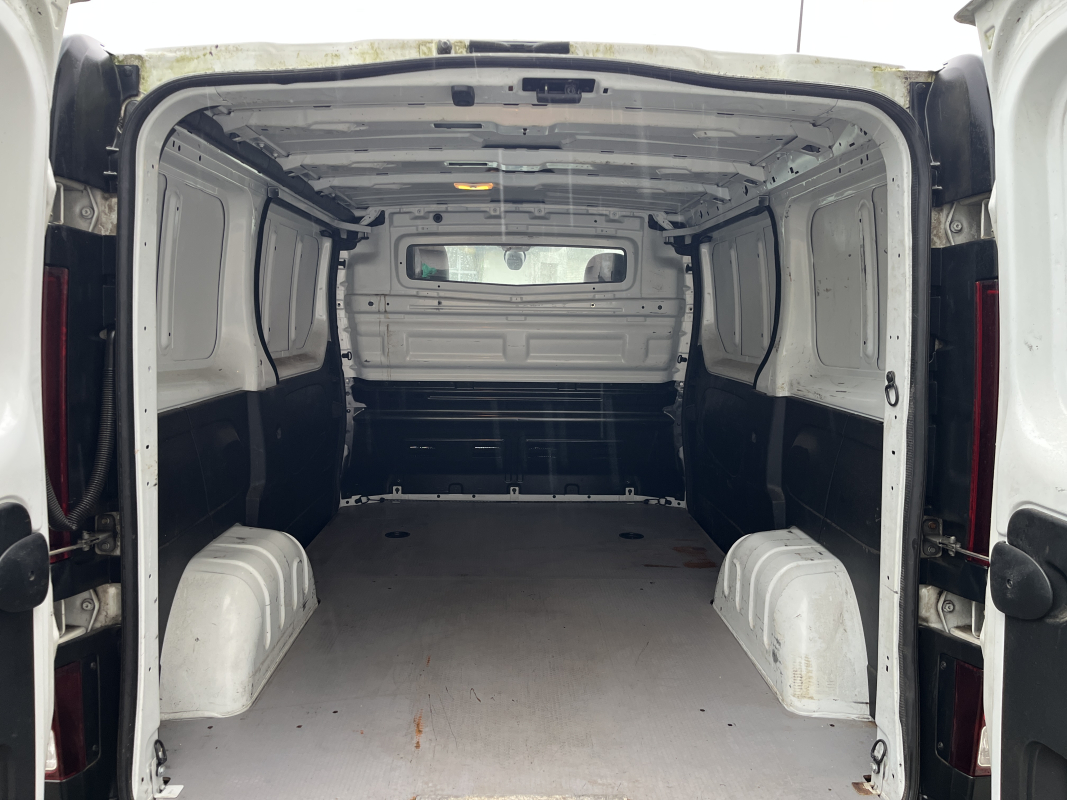 Renault Trafic — 8