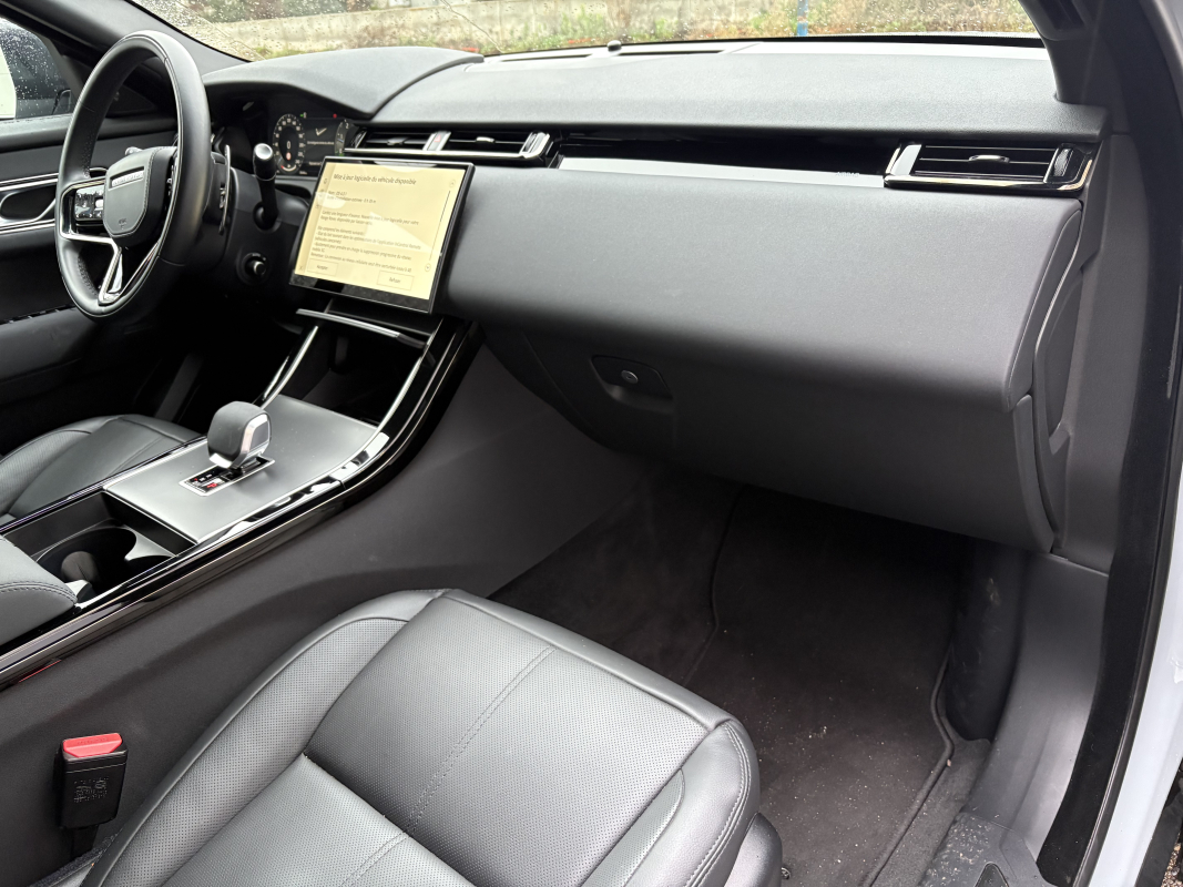 Land Rover Range Rover Velar — 24