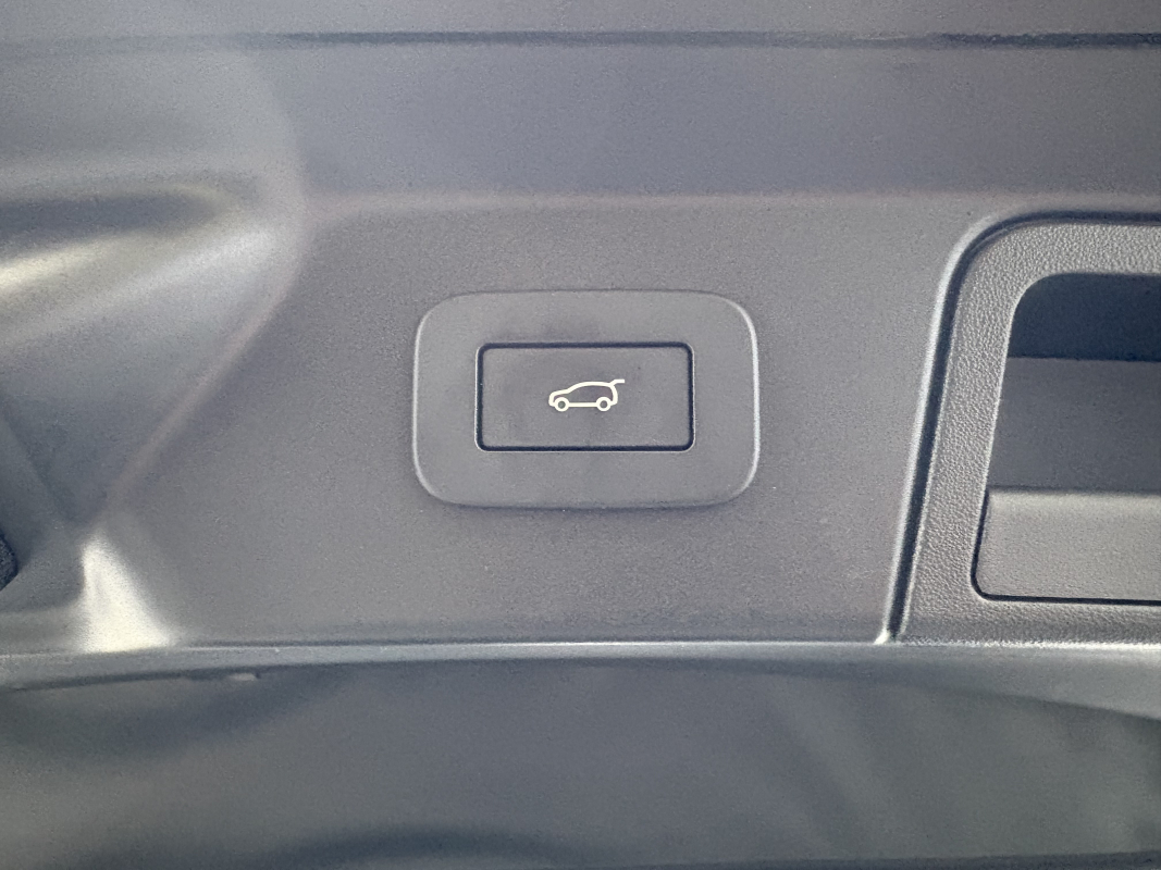 Land Rover Range Rover Velar — 8