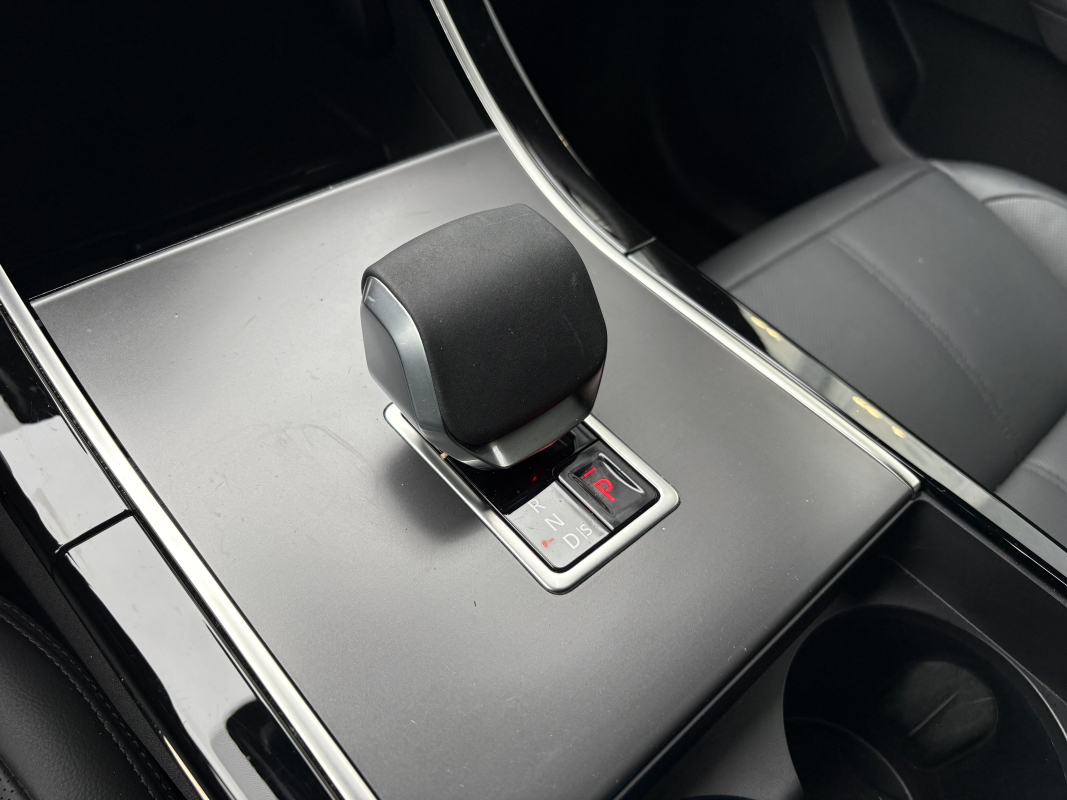 Land Rover Range Rover Velar — 26