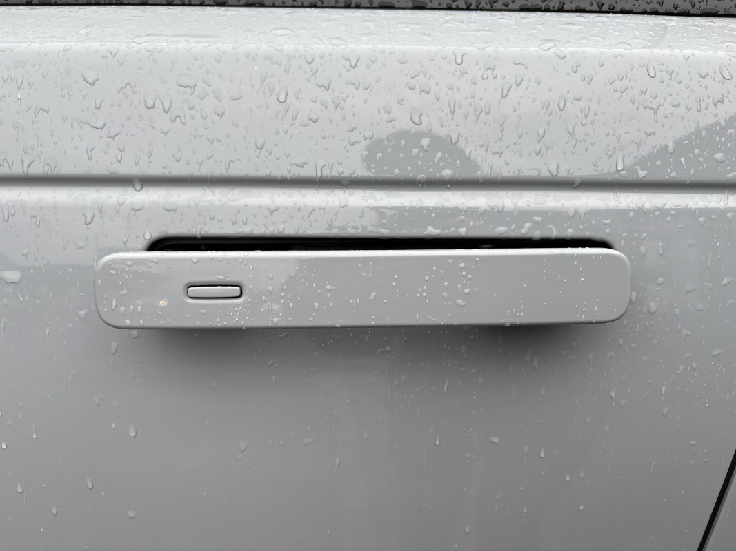 Land Rover Range Rover Velar — 28