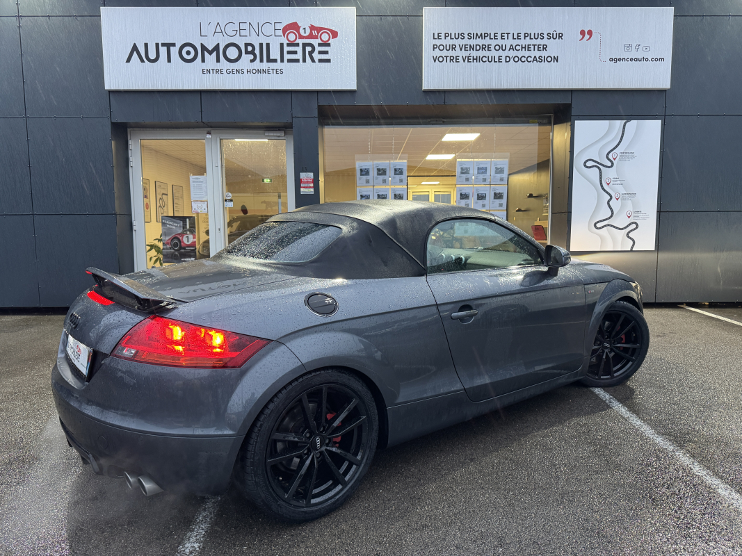 Audi TT — 2