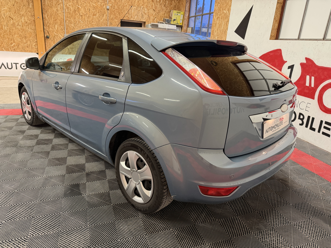 Ford Focus — 3