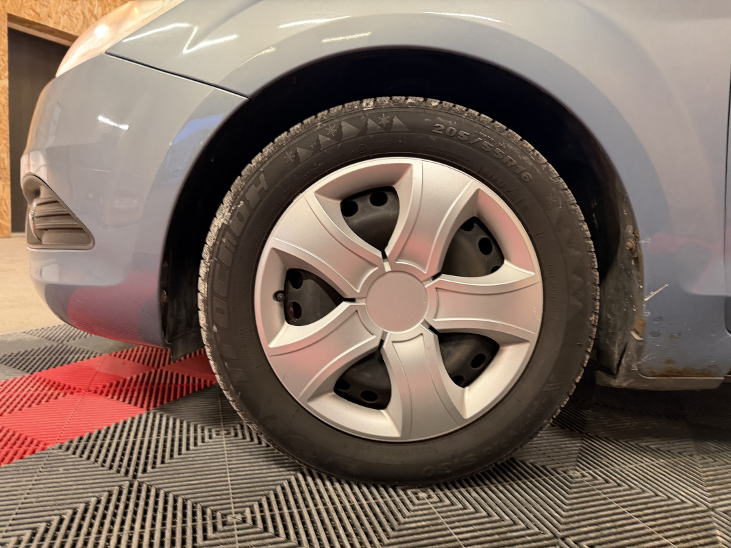 Ford Focus — 20