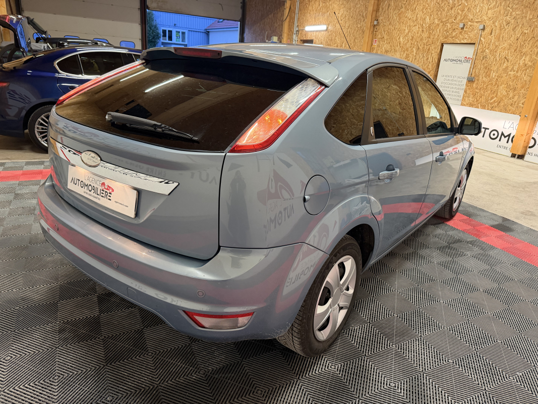Ford Focus — 5