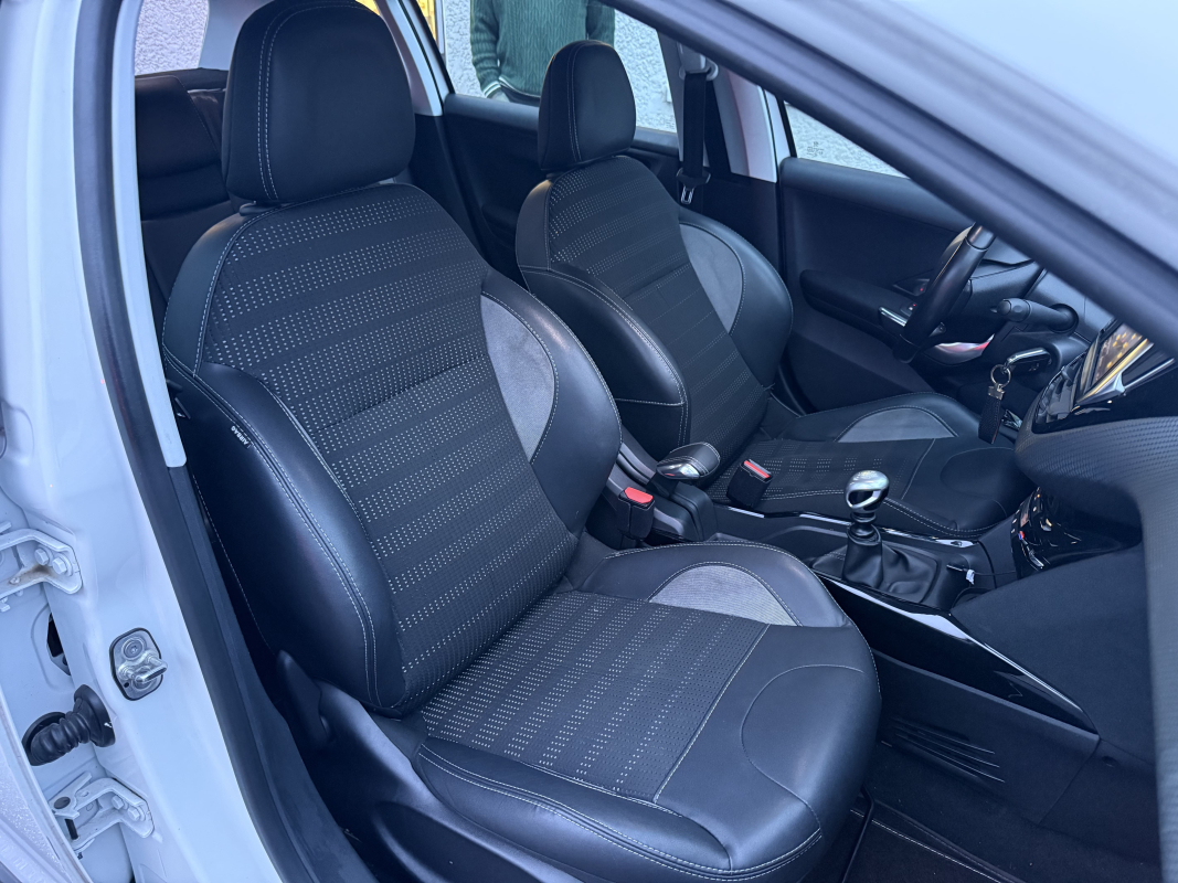 Peugeot 2008 — 19