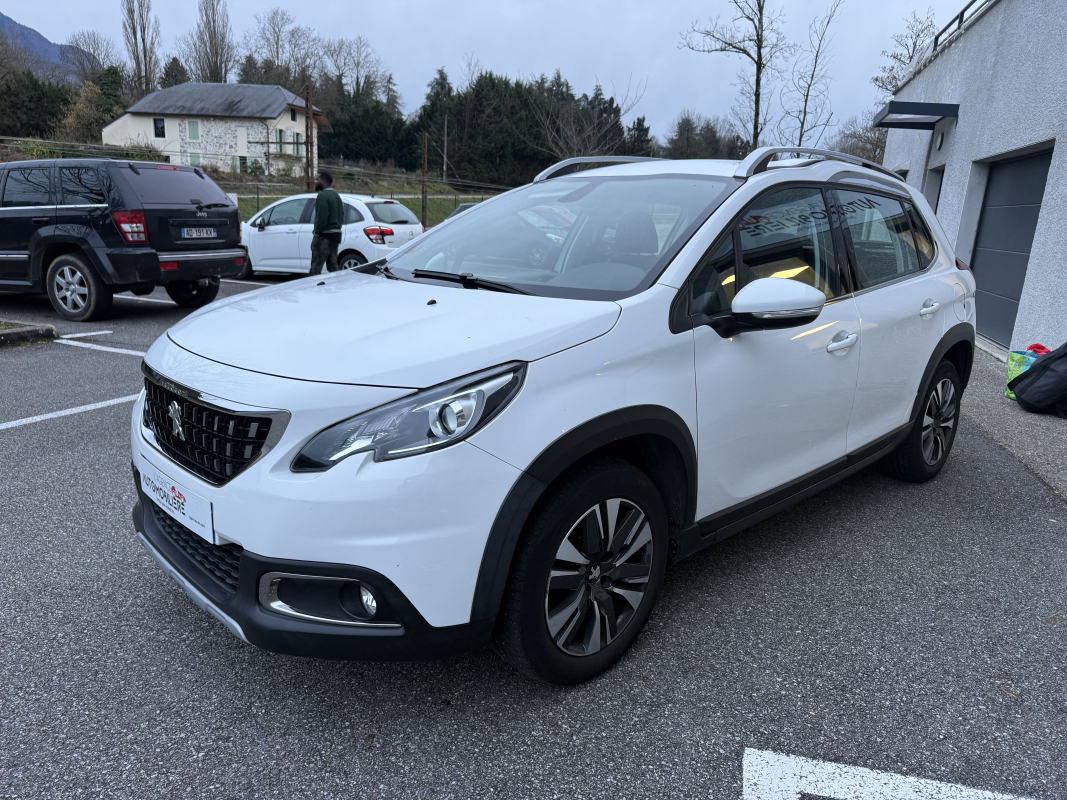 Peugeot 2008 — 7