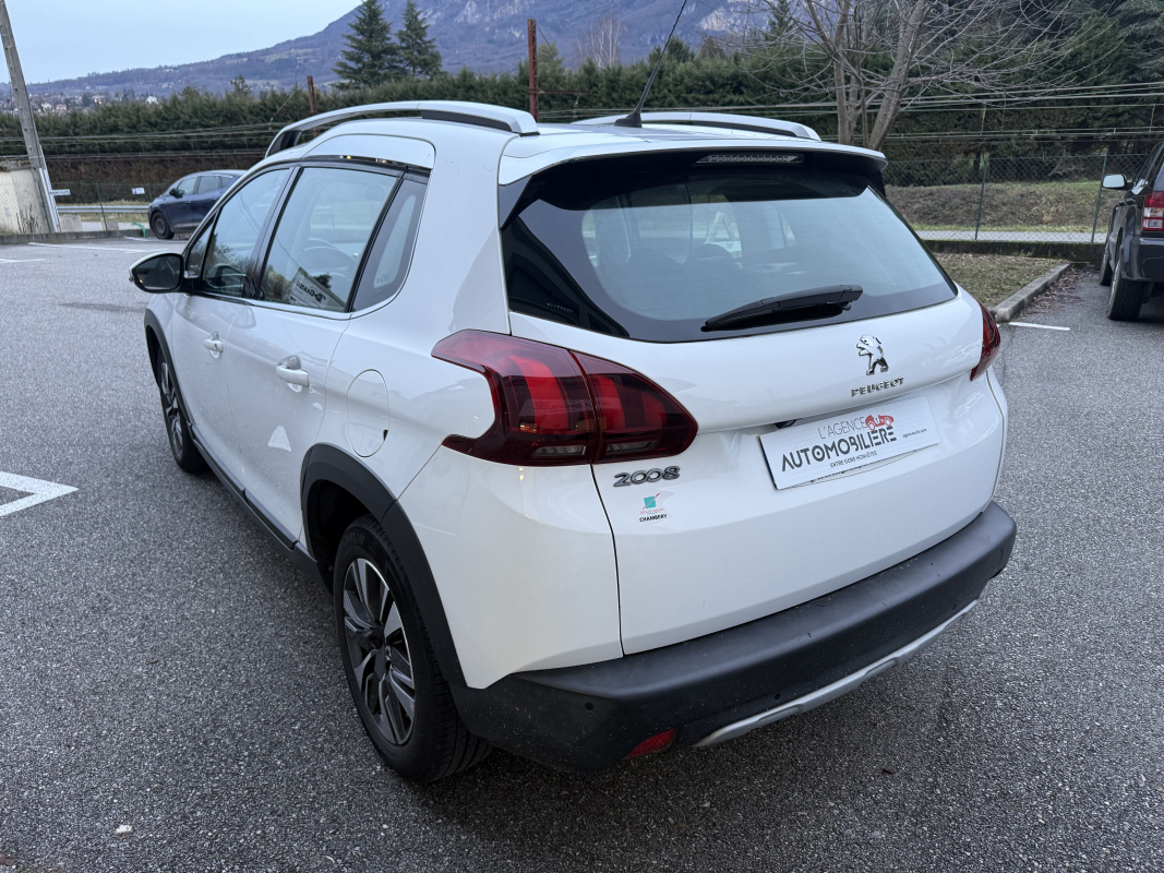Peugeot 2008 — 5