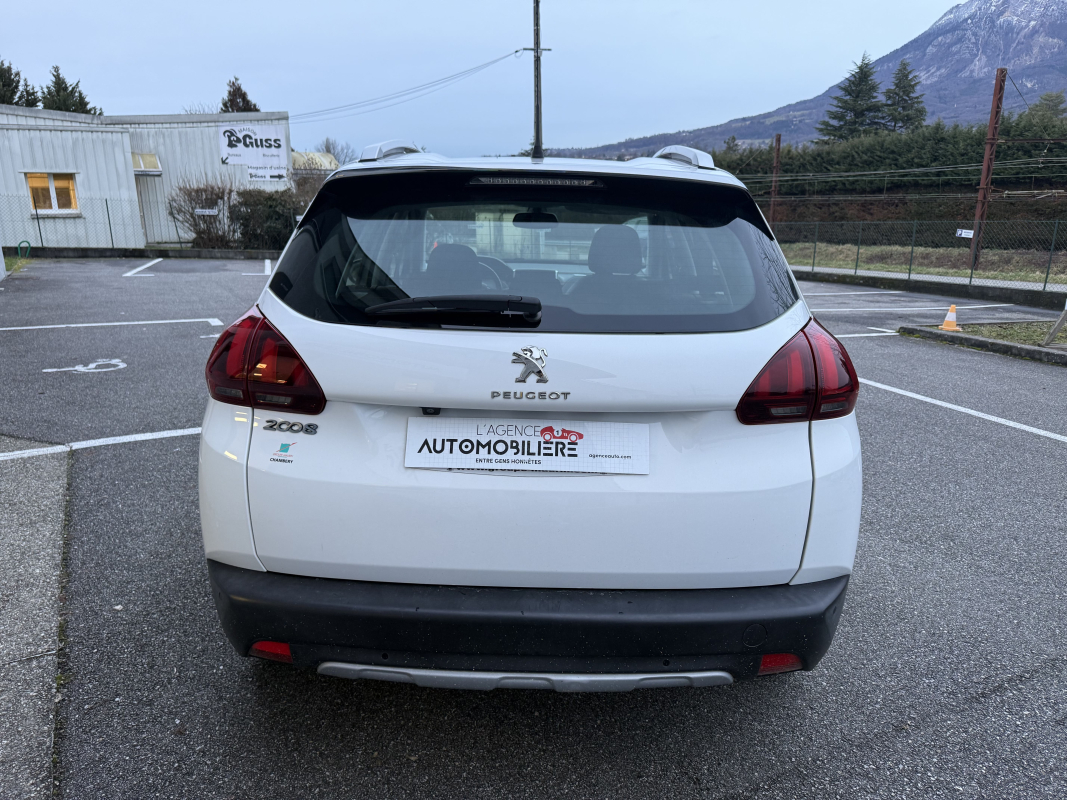 Peugeot 2008 — 4