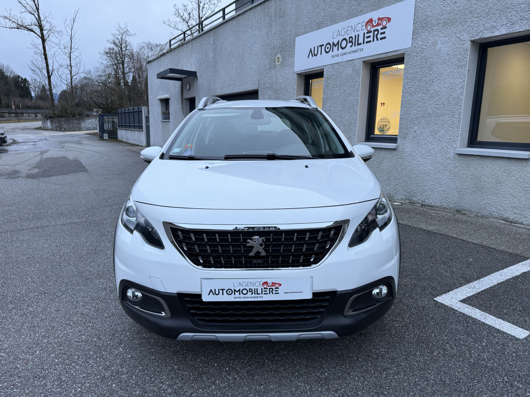 Peugeot 2008 — 8