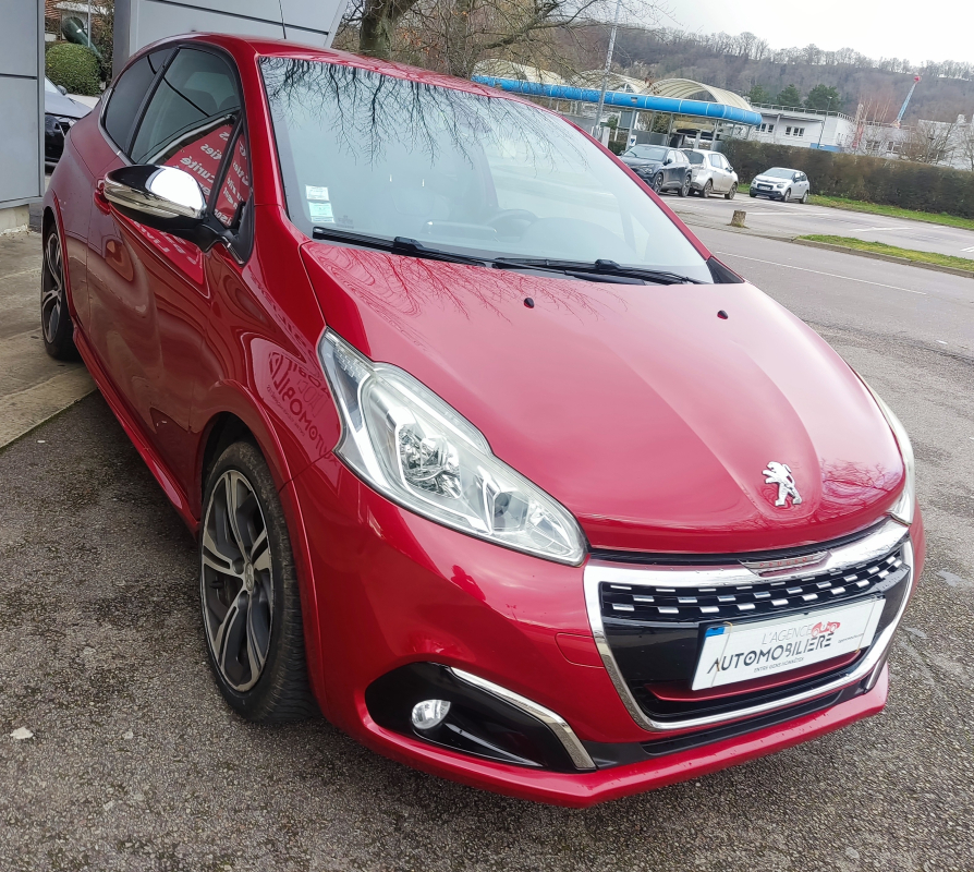 Peugeot 208 — 5