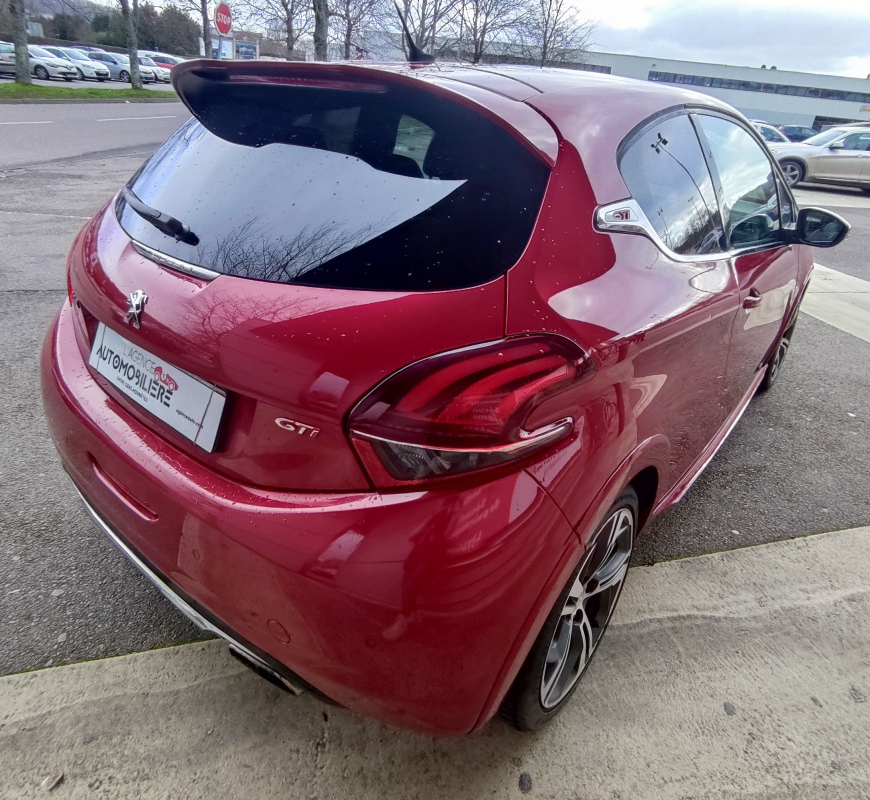 Peugeot 208 — 22