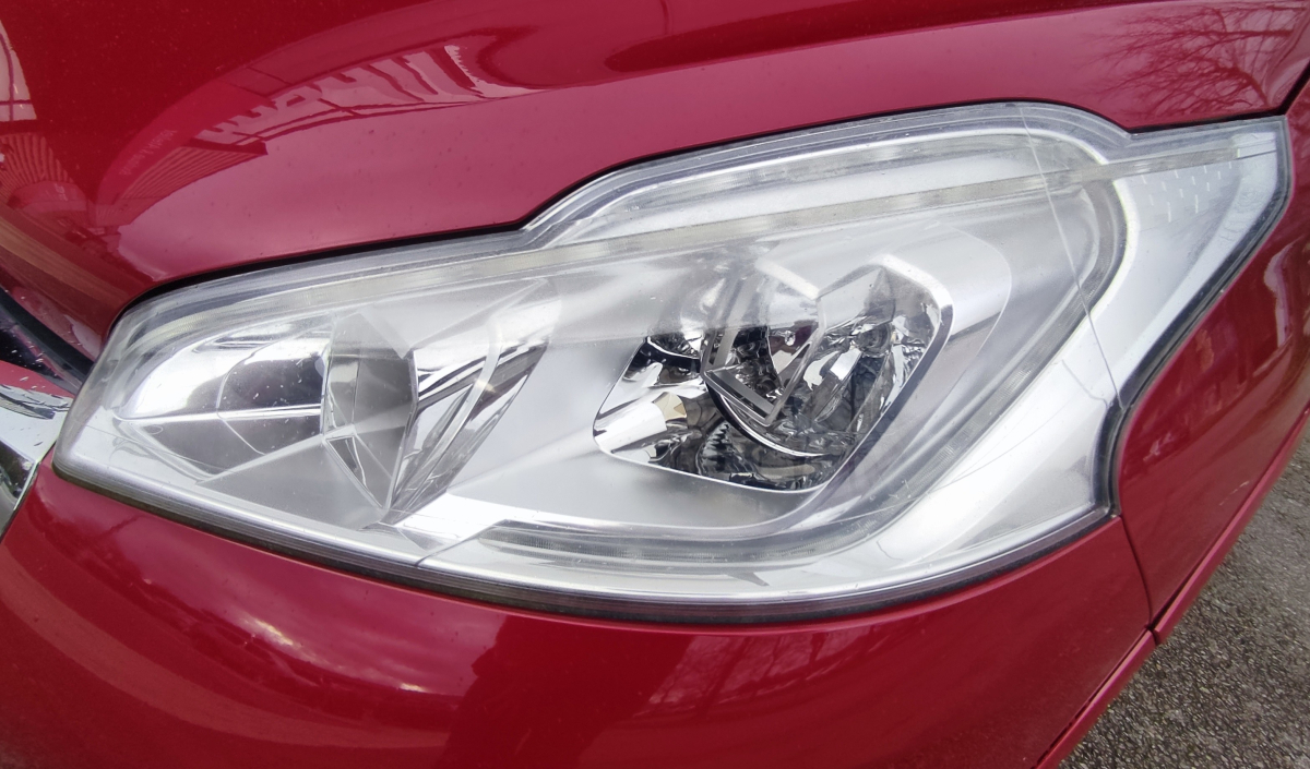 Peugeot 208 — 37