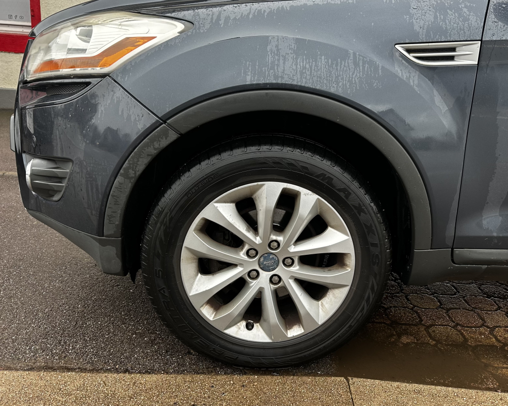 Ford Kuga — 9